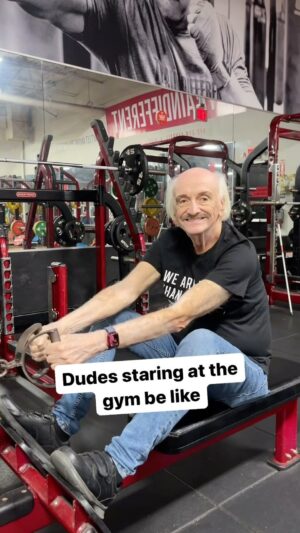 Ruben Rabasa Instagram - When your girl is getting checked out at the gym SMH w/ @thatluisdiazguy & @bodybeastalex #lol
