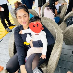 Ruchikaa Kapoor Instagram - The forever kind of love everyone talks about. 
The kind you love to the moon and back.. and then some more. 
The love you give, without hoping for anything in return. 
The greatest love story. 
Right here. 
In my arms. 
From my belly …to my heart, mind& soul. 
My Soulmate ❤️‍🔥 ♾ 

#AnayaKiAmma #Forever #MyBaby