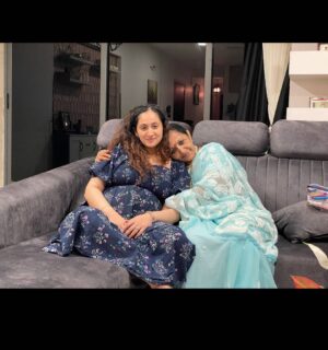 Ruchikaa Kapoor Instagram - Slowly realising ‘Because I Said So…’ is a valid end to an argument. 😂😂😂 #Mothers&Daughters #Besttttttttt #GirlMama #ThrowBack