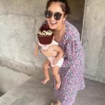 Ruchikaa Kapoor Instagram - A cupcake with the cupcake maker 🧁❤️😂… #Anaya #MomLife #SheGetsItFromHerMomma