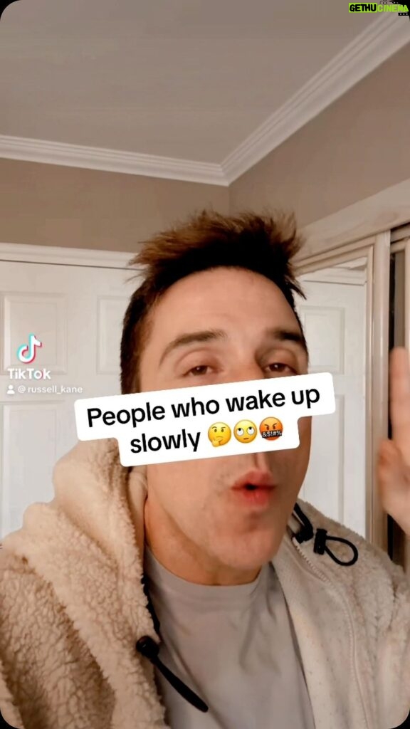 Russell Kane Instagram - People who wake up slowly 🤔🙄🤬