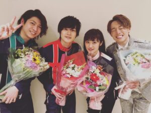 Ryo Yokoyama Instagram - ルパパトFLT、おかげさまで全公演が無事終了致しました。
ルパパトはキャスト達、スタッフの皆様、そしてなによりファンの皆様と一緒に作り上げた、僕の宝物です。
全国各地を巡る中で、改めて皆様のルパパト愛を感じる事が出来ました。
僕をヒーローにしてくれてありがとうございます。
これからもルパパトが皆様に愛して頂けることを祈るばかりです。
青春でした。

ちなみに1枚目と4枚目は間違い探しです。

#ルパパト
#FLT
#ありがちゅー
#任務完了
#きっとまた逢える