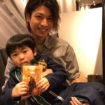Ryo Yokoyama Instagram - 昨日のバースデーイベント、お陰様で無事終了致しました！ 沢山の方からお祝いして頂き、本当に幸せでした。 楽しんで頂けたならなによりです。 写真はSNS掲載の許可を頂けた子供達と、MCをして下さった芸人のタケトさんです😊 隊服もレオタードも完成度が高すぎて、お母さんって凄いんだなと改めて思いました。 24歳の目標は変わらず「丁寧に生きる」そして「恩返しの一年にする」です。 1年間ルパパトを応援して下さった皆様や、お世話になった方々、家族や友達に恩返し出来る一年を目指します😊 これからもよろしくお願い致します。