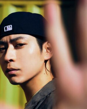 Ryo Yokoyama Instagram - この度、ワニブックス様から初の写真集を出させて頂く事になりました！生を受けた街、横浜で撮って頂きました。

詳しくはこちらのURLをよろしくお願い致しますm(_ _)m
 https://www.wani.co.jp/event.php?id=6176