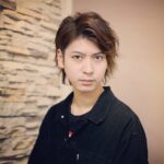 Ryo Yokoyama Instagram - そういえば、ちゃんと髪切りましたよ(特にお正月舞台挨拶に来てくれた人に向けてご報告)。 いつもの咲也ヘアのような、よく見るとちょっと違うような写真ですね。