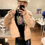 SANTAWORLDVIEW Instagram - 最近GOOD ViBESが続いてるわ〜。 マインドが良ければ、良い曲作れるし、創造のクオリティーが段違いだぜ。 明日は渋谷　セラビでLIVEブチ上げるぜ みんな遊びに来てねぇ👩🏻‍🚀💘 #現代アート