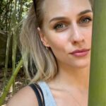 Sára Milfajtová Instagram - Summertime #summertime #reels