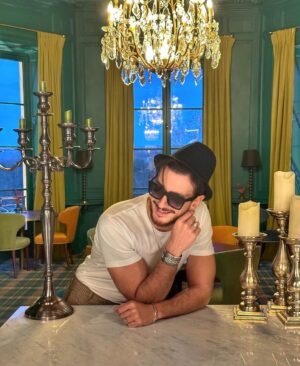 Saad Lamjarred Instagram - Be you ❤️ #saadlamjarred1 #saadlamjarred #الله_ينصر_سيدنا #love_my_fans_forever_and_ever #love_my_parents_forever_and_ever #love_yourself #appreciate_your_loved_ones #be_you