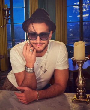 Saad Lamjarred Instagram - Be you ❤️ #saadlamjarred1 #saadlamjarred #الله_ينصر_سيدنا #love_my_fans_forever_and_ever #love_my_parents_forever_and_ever #love_yourself #appreciate_your_loved_ones #be_you