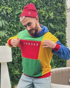 Saad Lamjarred Instagram - جعل الله أيامكم وأيامنا مليئة بالأمل وألوان جميلة تزين حياتكم. May Allah fill our days and yours with hope and beautiful colors that adorn our lives. Que Dieu comble nos jours et les vôtres d’espoir et de couleurs magnifiques qui embellissent nos vies. #saadlamjarred1 #saadlamjarred #stop_war #الله_يبارك_فعمر_سيدي #love_my_fans_forever_and_ever # Paris, France