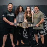 Sabina Mazo Instagram – Friendly reminder that we’re two for two on @lfafighting title fights this year 😏
@jacqueline.cavalcanti won the bantamweight championship belt back in April, and @sabinamazo brought the flyweight belt home for a SECOND time last Friday. Safe to say Sabina owns that division.

These girls are developing as more well-rounded fighters every single day, and we can’t wait to see what is possible for both of them.

Jacqueline will be making her first @ufc appearance soon… Stay tuned.

📸: @emilsmarie 
______________________________

Lembrete amigável de que somos dois a dois nas lutas pelo título do @lfafighting esse ano.
@jacqueline.cavalcanti conquistou o cinturão dos pesos-galos em abril, e @sabinamazo levou o cinturão dos pesos-moscas para casa pela SEGUNDA vez na última sexta-feira.

Essas meninas estão se desenvolvendo como lutadoras mais completas a cada dia, e mal podemos esperar para ver o que é possível para ambas.

Jacqueline irá fazer sua primeira aparição no @ufc em breve… Fique ligado.
‌
‌
‌
#BlackHouseMMA #LFAChampion #fightlikeagirl #flyweightchampion #bantamweightchampion #femalefighter #victory #titlefight #mmachampion #ufcfighter #combatsports #mixedmartialarts Black House MMA