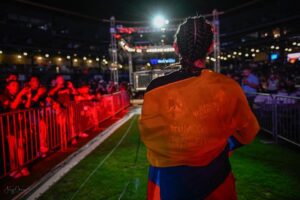 Sabina Mazo Instagram - Ese momento de ir hacia el octágono es muy emocionante. Difícil de describir pero sin duda muy único. 

(La cuarta foto es mi favorita y la tuya!?) 

-
That moment of walking to the cage is so unique. It’s a lot of emotions and sensations at the same time. 

(My favorite is the fourth one and yours!?)
@lfafighting #lfa164