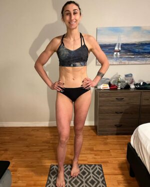 Sabina Mazo Instagram - I have a great news! 

I am no longer going to cut to 125 lbs. My next fight will be at 135 lbs and I want it to be for the @lfafighting 😈 #mazo 

-
Les tengo muy buenas noticas!
No cortaré más a 125 lbs (57 kg). Mi próxima pelea será en 135 lbs (61 kg) y quiero que sea en @lfafighting 

💪🏻⚒️
