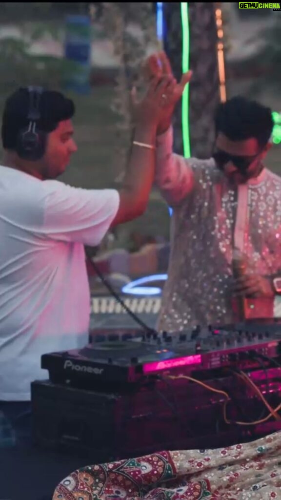 Sachin Sanghvi Instagram - When ur manager is ur best #friend and also an award winning #dj then no party can is ever #dheemedheeme . @romilved (lovingly called Dj Scratch) u Rock !!! Tag ur best friend with whom u are going to do a pool party garba night this year !!!
