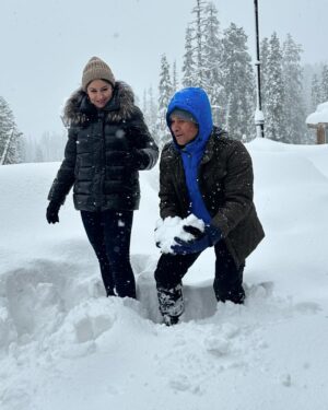 Sachin Tendulkar Instagram - Love at frost sight 🤍

#Kashmir #KashmirDiaries #Travel