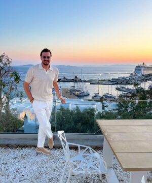 Sadri Alışık Instagram - Summer 2023 💫