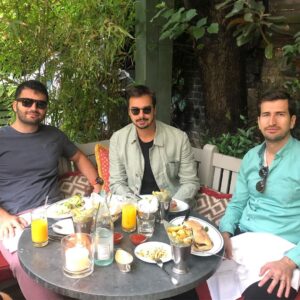 Sadri Alışık Instagram - 📸2019 Festival Team 🤜🏻🤛🏻🎭 #edinburghfringe #london