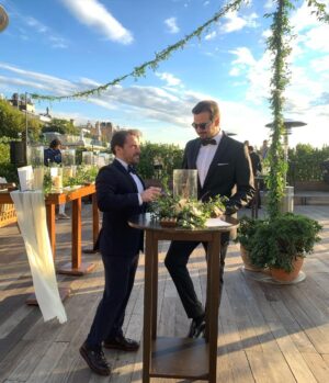 Sadri Alışık Instagram - 🤵‍♂️😎🤜🤛 @tugberktas #gözdeberk