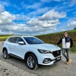 Sadri Skander Instagram - La 1ère Hybride rechargeable de chez MG, l’EHS PHEV, une des premières en Tunisie 🇹🇳 2 moteurs, 1 essence 162ch ⛽️+ 1 électrique 122ch⚡️ Les sièges 🔥 @mgmotors.tn . 💰Prix : 153 800 DT . . #mg #mghs #mghsphev Tunisia