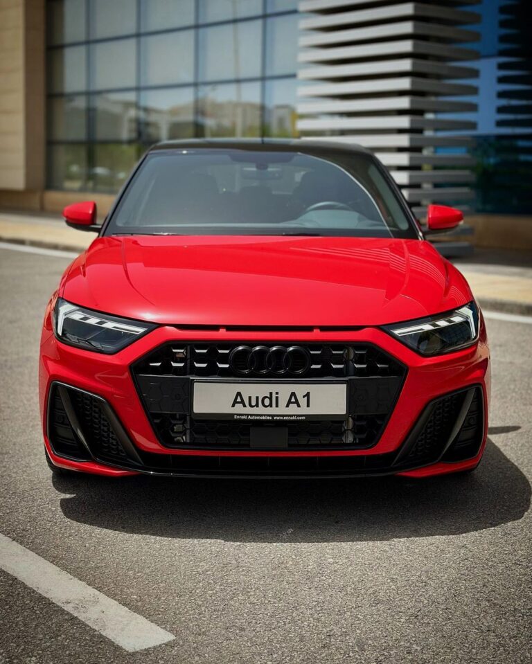 Sadri Skander Instagram - Ce soir c’est Nouvelle Audi A1 S-Line 🇹🇳 💰Prix à partir de : 118 000 DT 💰Prix du modèle essayé S Line : 130 000 DT