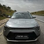 Sadri Skander Instagram - Une hybride de plus sur le marché 🇹🇳♻️ Je vous présente la nouvelle Kia Niro, belle, économique et propre. Prix : à partir de 139 980 DT, autonomie, détails en stories Tunisia