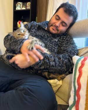 Safa Sarı Instagram - Ne güzel ne huzurlu dimiiii 🥹? Lütfen yana kaydırınız … 🤦🏻‍♂️