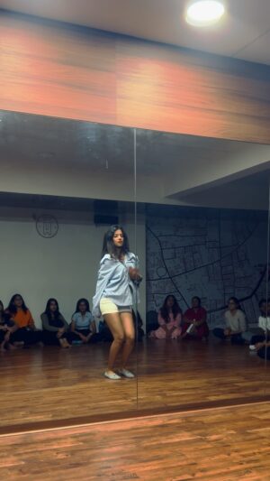 Sahana Sarvesh Instagram - Felt every bit of it ♥️
.
.
.

#dancer #dancereels #dancers #chennai #vaseegara #madhavan #tamilcinema #kollywood #kollywoodcinema #tamilsong #contemporaryartist #lyrical
