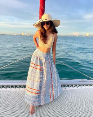 Sahana Sarvesh Instagram - Sea la vie! 
.
.
.

📸 @saratsrinath 

#travel #travelanddestinations #yachtlife #thailand #pattayanightlife