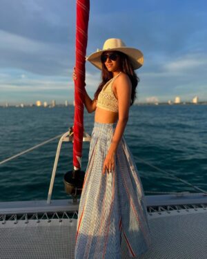 Sahana Sarvesh Instagram - Sea la vie! 
.
.
.

📸 @saratsrinath 

#travel #travelanddestinations #yachtlife #thailand #pattayanightlife