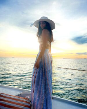 Sahana Sarvesh Instagram - Sea la vie! 
.
.
.

📸 @saratsrinath 

#travel #travelanddestinations #yachtlife #thailand #pattayanightlife