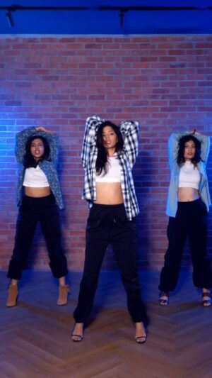 Sahana Sarvesh Instagram - Maamadura with heels 👠 

Dancing w @the.dancing_dentist @periperimoves17

Shot by @_rstudio___ 
Edit @cutscoffeestudio 
Reel hook DC @ritika_viswanath 

Space @tattva_thestudio 

#maamadurai #dancecover #dance #dancereels #kollywood #kollywoodcinema #jigardhanda #tamil #tamilcinema #dancers