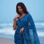 Sahana Sarvesh Instagram - 🧞‍♂️🧞‍♂️ 📷 @shotbyazzez #sareelove #blueaesthetic #portrait