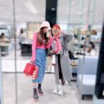 Sally Amaki Instagram - 💕10year anniversary with my bestie 💕 can’t believe we met online as a literal child 🤣 🇺🇸 #ootd