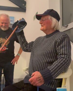 Sam Palladio Instagram - My grandpa Alan is bloody 101 today! Happy birthday! Still a speed daemon and adventure seeker. He only switched from a mountain bike about 2 years ago. He’s now fiddled with his scooter to get some extra juice out of it and it’s got the acceleration of a Tesla now. Please wish him happy birthday. Xx
