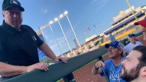 Samm Levine Instagram - The 2019 @bigslickkc shenanigans have begun! This year’s softball game at the @kcroyals Kauffman Stadium was one for the ages! Please enjoy this photo series from the day #BigSlickKC
.
1) Two and a half Jews
2) A Modern Family reunion with @ericstonestreet & @arielwinter 
3) After his walk off victory hit, Antman gets hoisted onto the shoulders of @tarzannoz & @kevinpollak123, while Shazam refuses to help 
4) Moments after umpire Bruce Dreckman drilled me in the head with an unannounced toss into the dugout suite. He was kind enough to check on me and make sure I wasn’t going to sue
5) A musical interlude brought to you by @zacharylevi & @tarzannoz (I should know this one better)