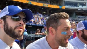 Samm Levine Instagram - The 2019 @bigslickkc shenanigans have begun! This year’s softball game at the @kcroyals Kauffman Stadium was one for the ages! Please enjoy this photo series from the day #BigSlickKC
.
1) Two and a half Jews
2) A Modern Family reunion with @ericstonestreet & @arielwinter 
3) After his walk off victory hit, Antman gets hoisted onto the shoulders of @tarzannoz & @kevinpollak123, while Shazam refuses to help 
4) Moments after umpire Bruce Dreckman drilled me in the head with an unannounced toss into the dugout suite. He was kind enough to check on me and make sure I wasn’t going to sue
5) A musical interlude brought to you by @zacharylevi & @tarzannoz (I should know this one better)