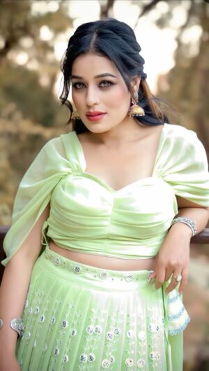 Sanchita Shahi Instagram - Hyee meri aakhe🤭🤣🤣