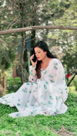 Sanchita Shahi Instagram - My song🤘