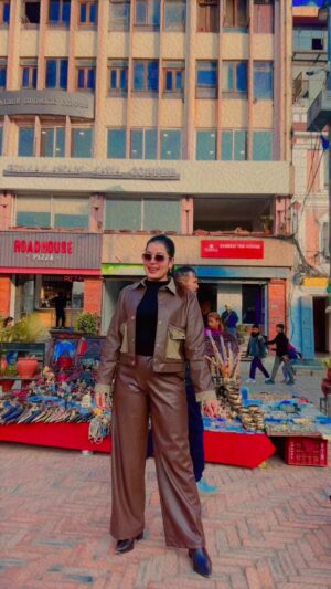 Sanchita Shahi Instagram - आम्मा कसम 🤣🙈