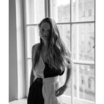 Sandra Drzymalska Instagram - B&W. @the.scorp.studio Fot. @kacper_bartczak_