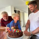 Sandra Parmová Instagram - Láska naše tříletá 🥹🥰 Náš úžasný, vnímavý, citlivý chlapeček…a největší milovník motorek a tlapkové patroly ☺️ Tenhle věk je prostě tak boží 🥰 #leonek #laska #narozeniny #triletak #tlapkovapatrola #tlapkovaoslava #birthday #familytime #threegenerations #family #lavju Brno, Czech Republic