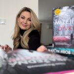 Sandra Parmová Instagram - 📚Soutěž📚 o knižní bestseller Vražedná temnota pro 3 z vás ❤️ 7. díl série od Lisy Reganové je o detektivce Josie, která řeší tajemné případy vražd. Podmínky soutěže: 📖 dát lajk videu ❤️ 📖 označit někoho, kdo rád čte 🤗 📖 komentářů může být více, jen profily se nesmí opakovat 3️⃣ výherce, kteří knihu dostanou ještě před Vánoci, vylosuji ve čtvrtek 14.12. Hodně štěstí všem 🍀 A ke knize - je to hodně zamotaný a napínavý příběh, který vás vtáhne hned na začátku, kdy se řeší vražda dvou mladých lidí, kteří tábořili v lese. Kromě krimi zápletek se v knize objevuje i téma sekty, tak je to místy trochu neuvěřitelné.☺️ Kapitoly jsou krátké a čtivé a musím říct, že i když jsem hodně dlouhou dobu netušila, jak to celé dopadne a kdo je vlastně vrah, na konci to do sebe celé zapadlo jako kostičky z lega😅Předchozí díly jsem zatím nečetla (úplně super je prý Matčin hrob☺️) a je fajn, že to nevadí a kniha se dá číst samostatně.👌🏼😊 Soutěž vznikla ve spolupráci s @cosmopolis_cz a @grada_cz. 📚 Děkuji a těším se, komu knihu pošleme i jak se postava hlavní hrdinky vyvine v dalším díle 😁 #spoluprace #grada #nakladatelstvicosmopolis #soutez #vanocnisoutez #soutezime #kniha #bestseller #detektivka #vrazednatemnota