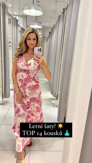 Sandra Parmová Instagram - Letní šaty!☀️ TOP 14 kousků, které najdete v obchodech v @olympiacentrumbrno, kde letní kolekce jedou naplno! Tak které padly do oka vám? 👀 Dejte mi do komentáře vědět ❤️ Jedny jsem si teda koupila, i když to bylo těžké a určitě bych využila minimálně ještě troje 😅

Mimochodem, v Olympii můžete vybírat nejen módu a doplňky ve více než 200 obchodech. Já si mé oblíbené značky oběhla, zatímco si Emilka hrála a tvořila v dětském koutku @dkolympiabrno 👌🏼😃 O téhle parádní službě pro děti i rodiče jsem se dozvěděla teprve nedávno díky IG, tak to dávám dál jako užitečný tip.😉

V jakých obchodech v Olympii nakupujete nejraději vy? Nebo tam jezdíte hlavně do kina?🍿✌🏼😃

#olympia #olympiabrno #obchodnicentrum #obchody #nakupy #inspirace #letniinspirace #saty #leto @espace_shop @liujobrno #outfit #ootd #summer #dress #fashion #fashionstyle #shopping #brno #modrice #spoluprace #detskykoutek #prorodice #prodeti