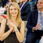 Sandra Parmová Instagram - Je krásné vidět a slyšet, kolik mimořádně schopných, odhodlaných i zručných lidí v Česku máme! Smekám před všemi, kteří se probojovali do finále @firmaroku a Živnostník roku v jihomoravském kraji, vaše příběhy byly tak dojemné a inspirativní.🥹👏🏼❤️ Přeji vám i nadále spoustu energie k plnění vašich snů, spoustu spokojených zákazníků a jsem moc zvědavá, kdo uspěje v celorepublikovém vyhlašování na Žofíně!✨😍 Děkuji za pozvání a milou společnost @thomaskruchina 🫶🏼☺️ #aboutlastevening #pomahameceskemupodnikani #firmaroku #zivnostnikroku #brno #jihomoravskykraj #vyhlasovani #spolecenskyvecer @moneta_money_bank @pwc_czech_republic Courtyard by Marriott Brno