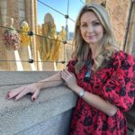 Sandra Parmová Instagram - #carousel #LaSagradaFamilia ❤️ Neuvěřitelné místo😍 #barcelona #vylet #narozeninovyvylet #sagradafamilia #basilica #unbelievable #love #antonigaudi #genius Sagrada Familia, Barcelona
