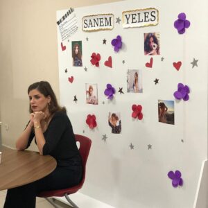 Sanem Yeles Instagram - Bugün beni ağırlayan çok değerli Eskişehir Bahçeşehir kolejine, vesile olan @ahufenerli öğretmenime ve yeni arkadaşlarıma çok çok teşekkürler😊😊