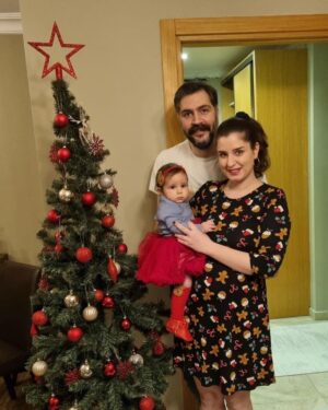 Sanem Yeles Instagram - Yeni yılda,dostlarla 🎀