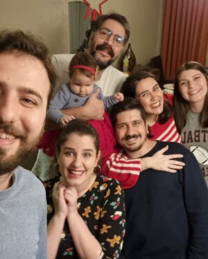 Sanem Yeles Instagram - Yeni yılda,dostlarla 🎀