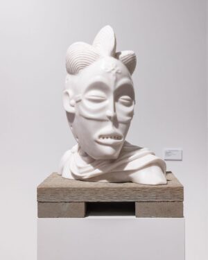 Sanford Biggers Instagram - The last day for Apollo at Expo Chicago @moniquemeloche 👁☁️

Apollo, 2022
White marble.
19 1/2 x 19 x 11 3/4 in
49.5 x 48.3 x 29.8 cm

#studiosanfordbiggers #apollo #sculpture #mythology
