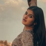 Saniya Shaikh Instagram - Mehbooba 🔥🖤 . . 𝐋𝐈𝐊𝐄, 𝐂𝐎𝐌𝐌𝐄𝐍𝐓𝐒, 𝐒𝐇𝐀𝐑𝐄 #sanulove#sanufam#viralvideos #fyp #viralpost #beauty #kerala #picoftheday #dance #art #cute #mumbai #funny #onlineshopping #foryoupage #comment #fashionblogger #youtube #meme #trendy #nature #tamil #lifestyle #life #photoshoot #reelsinstagram #new #love#old #expression